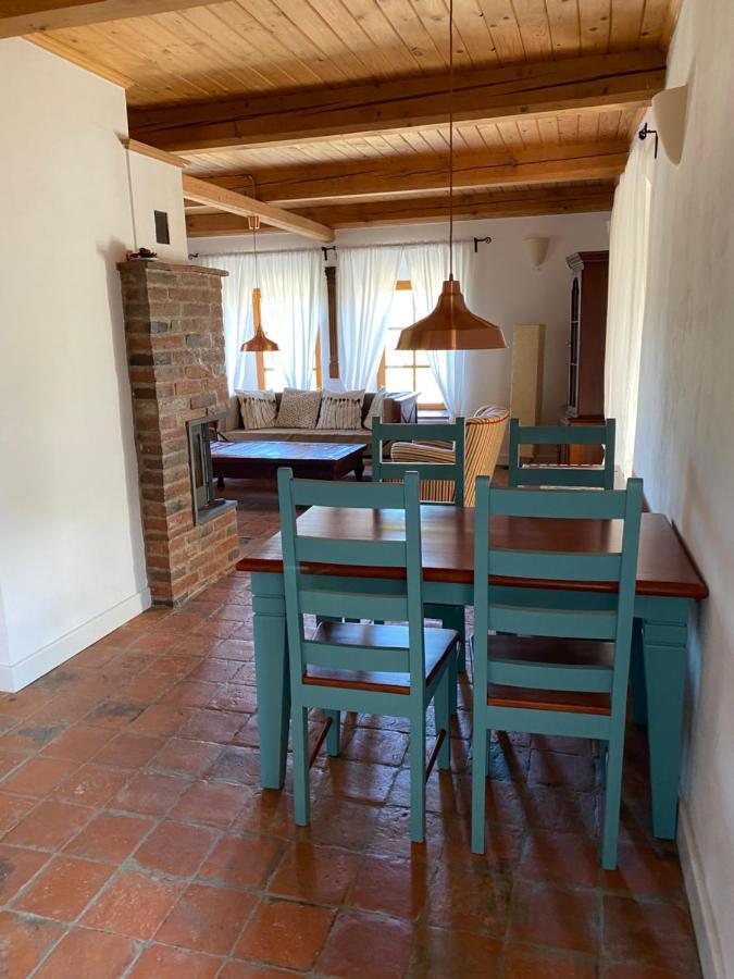 Apartman Na Statku Miskovice  Εξωτερικό φωτογραφία