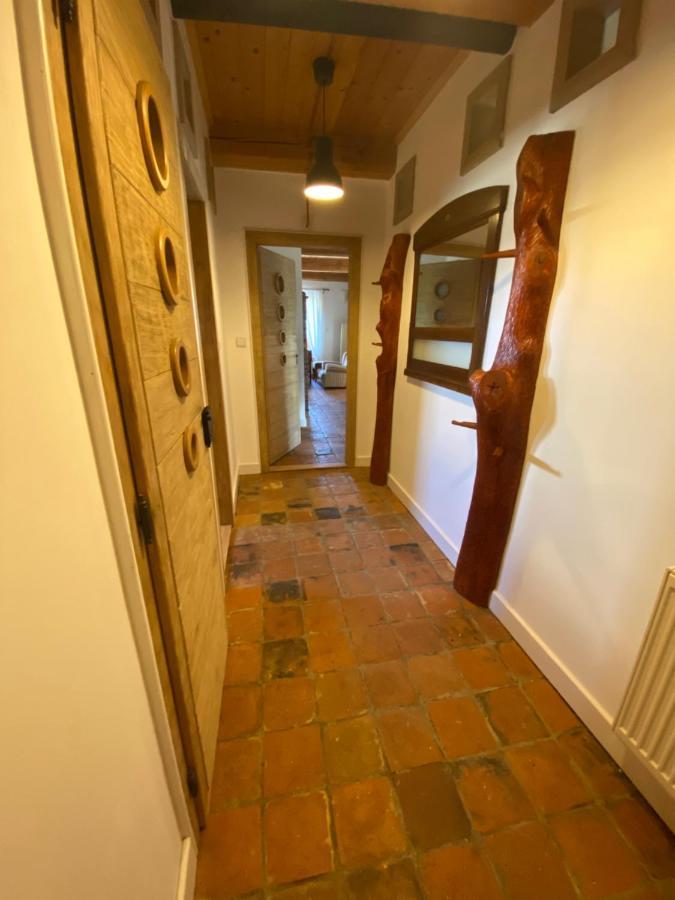 Apartman Na Statku Miskovice  Εξωτερικό φωτογραφία